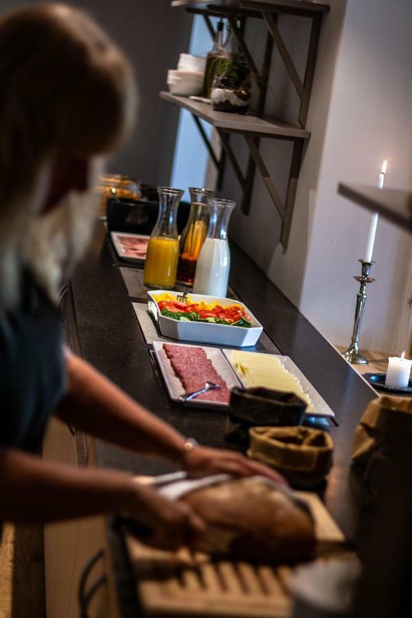 Hotel Hehrne Koek & Konferens Vänersborg Kültér fotó